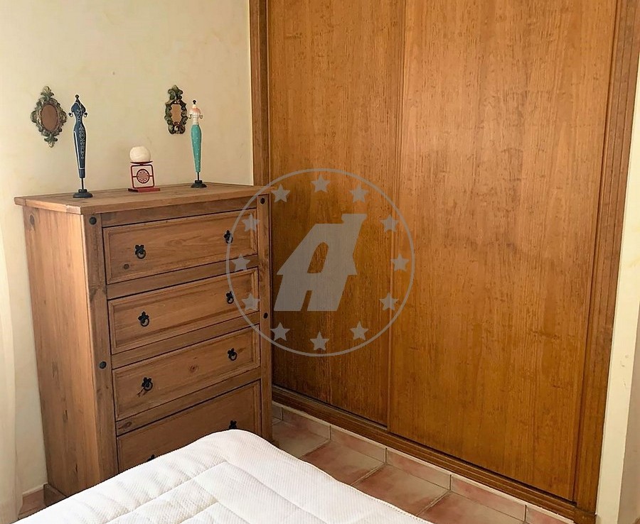 d8d98bc6-4484-42c6-b687-46f8af4952e6