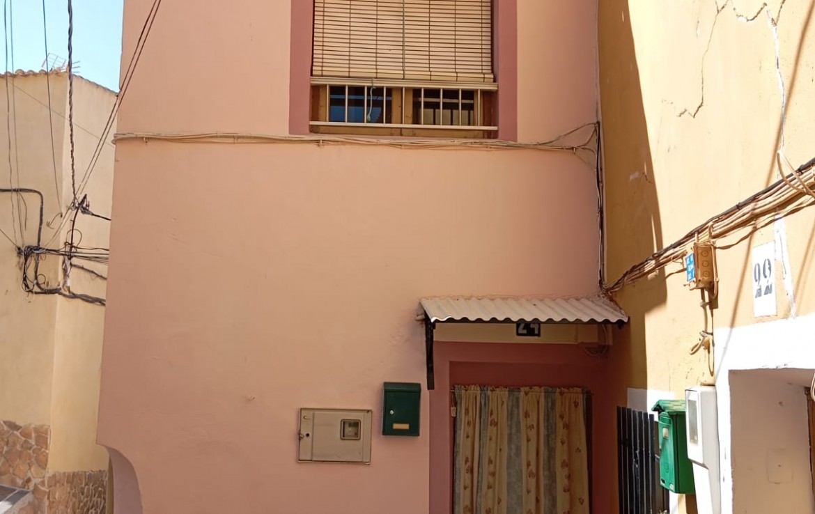 WhatsApp Image 2025-04-30 at 18.36.11 (3)