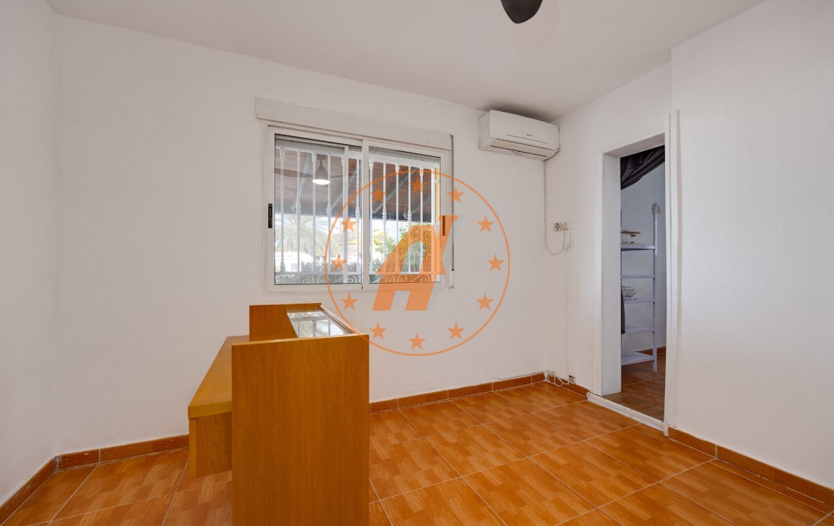 WhatsApp Image 2026-01-27 at 12.13.06 (2)